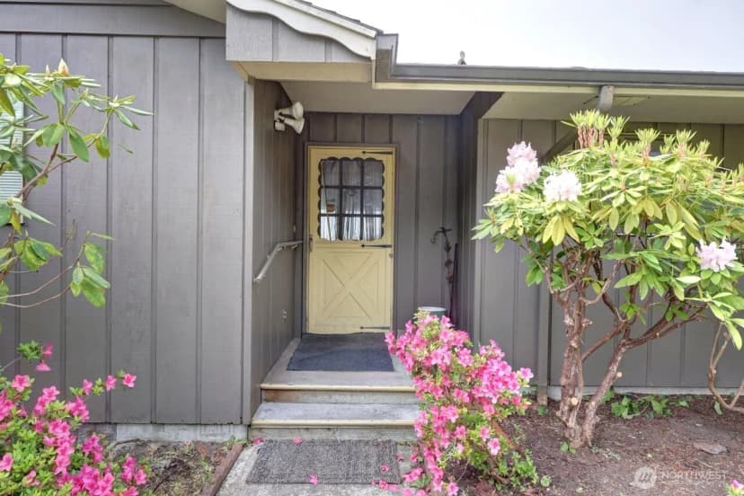 Property photo for 30011 J Place, Ocean Park photo 4