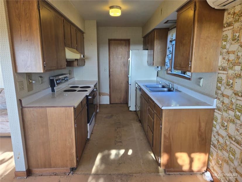 Property photo for 30011 J Place, Ocean Park photo 10