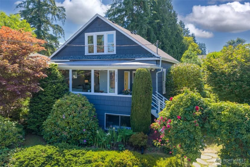 Property photo for 10209 64th Avenue S, Seattle