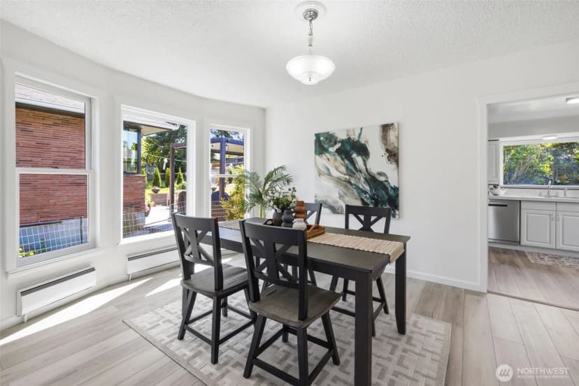Property photo for 10209 64th Avenue S, Seattle photo 6