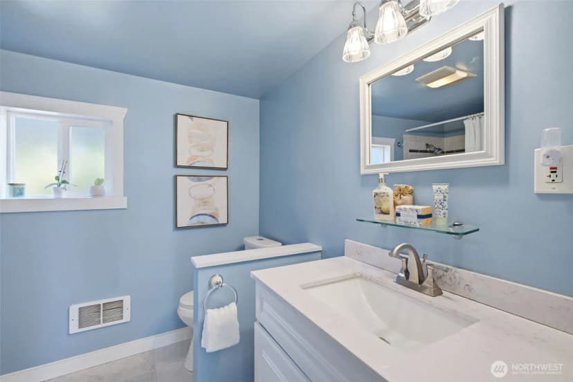 Property photo for 10209 64th Avenue S, Seattle photo 22