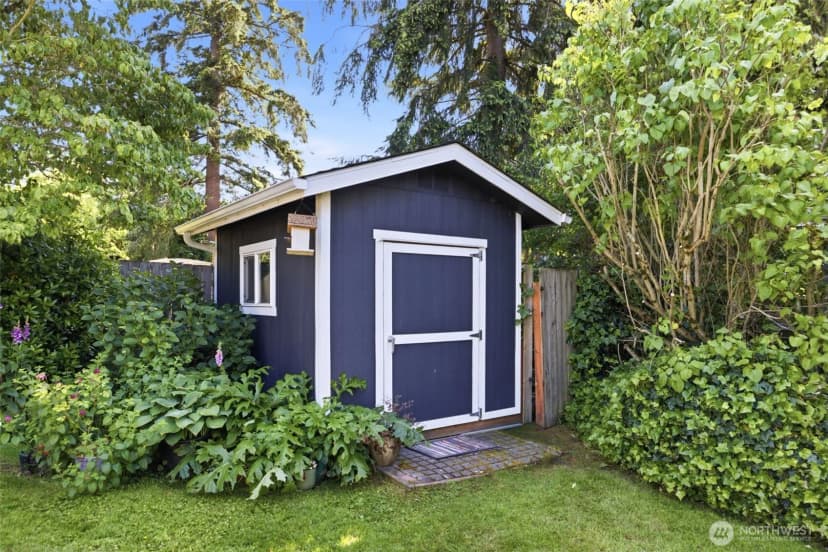Property photo for 10209 64th Avenue S, Seattle photo 32