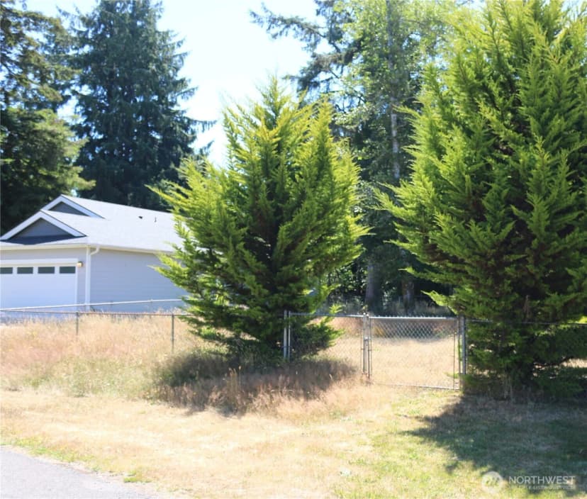 Property photo for 741 Wood Duck Avenue Se, Ocean Shores photo 8