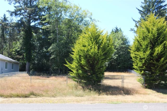 Property photo for 741 Wood Duck Avenue Se, Ocean Shores photo 4