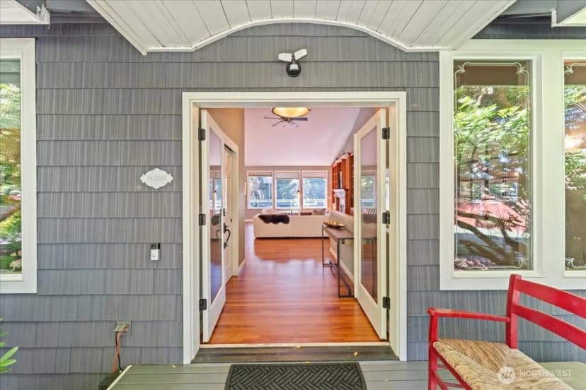 Property photo for 3324 Deer Island Drive E, Lake Tapps photo 4