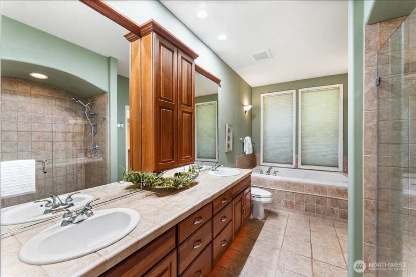 Property photo for 3324 Deer Island Drive E, Lake Tapps photo 18