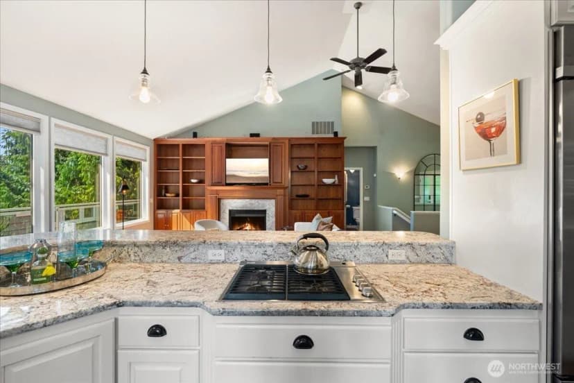 Property photo for 3324 Deer Island Drive E, Lake Tapps photo 9