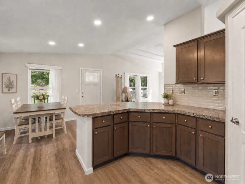 Property photo for 15 Maple Leaf Street, Raymond photo 6
