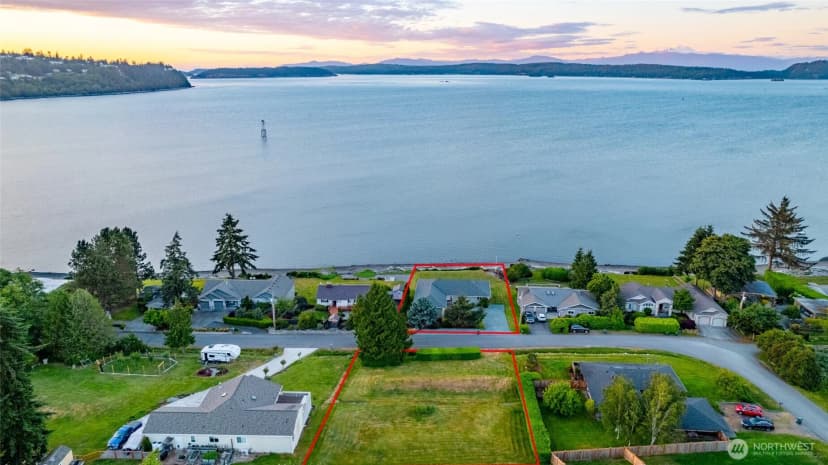 Property photo for 639 E Beacon View Drive, Oak Harbor photo 38