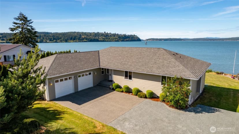 Property photo for 639 E Beacon View Drive, Oak Harbor photo 30