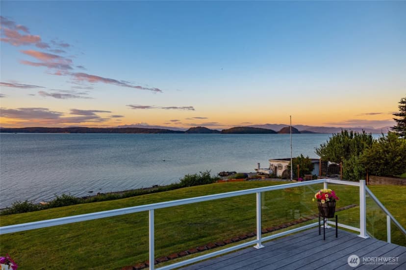 Property photo for 639 E Beacon View Drive, Oak Harbor photo 36