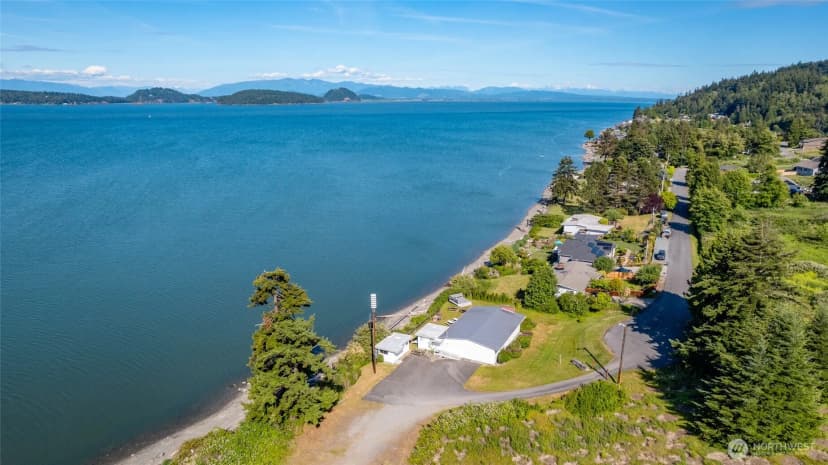 Property photo for 639 E Beacon View Drive, Oak Harbor photo 33