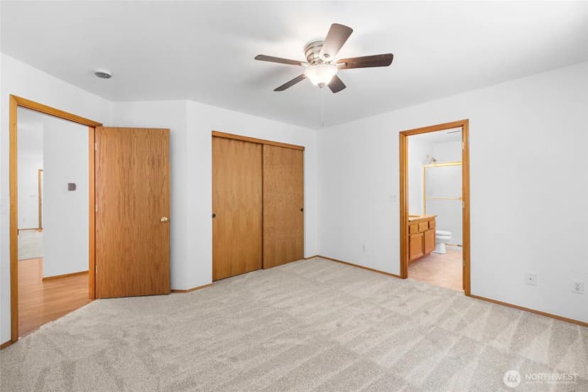 Property photo for 2609 C Avenue, Anacortes photo 15