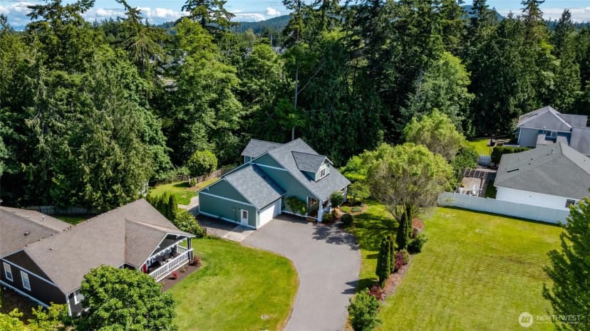 Property photo for 2609 C Avenue, Anacortes photo 25