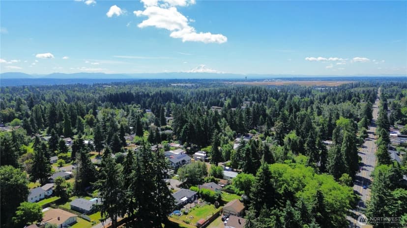 Property photo for 124 8th Avenue S, Burien photo 6