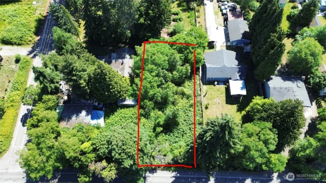 Property photo for 124 8th Avenue S, Burien photo 2