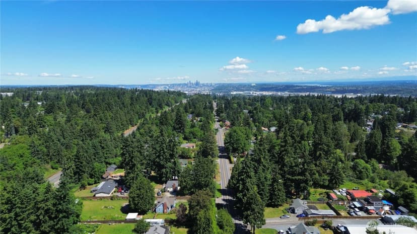 Property photo for 124 8th Avenue S, Burien photo 3