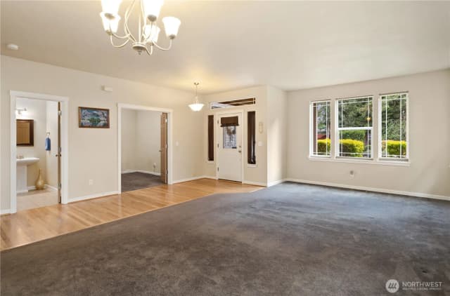 Property photo for 4000 Ne Breakwater Court, Bremerton photo 4