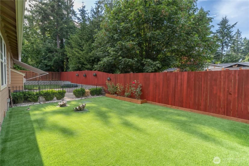 Property photo for 4000 Ne Breakwater Court, Bremerton photo 31