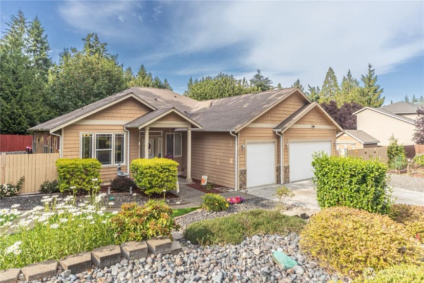 Property photo for 4000 Ne Breakwater Court, Bremerton