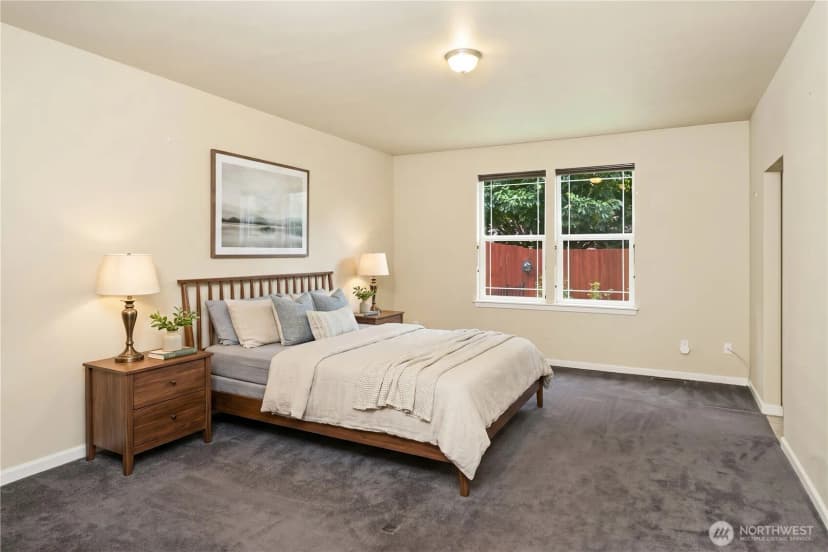 Property photo for 4000 Ne Breakwater Court, Bremerton photo 18