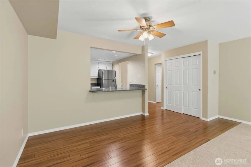 Property photo for 3941 226th Place Se #103, Issaquah photo 22