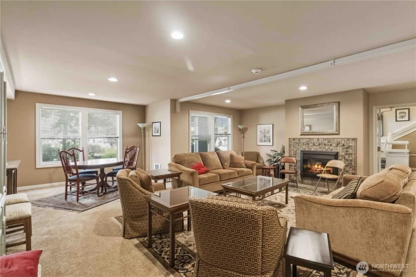 Property photo for 3941 226th Place Se #103, Issaquah photo 30