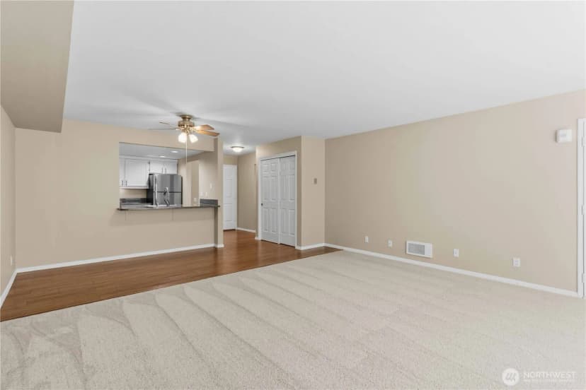 Property photo for 3941 226th Place Se #103, Issaquah photo 8