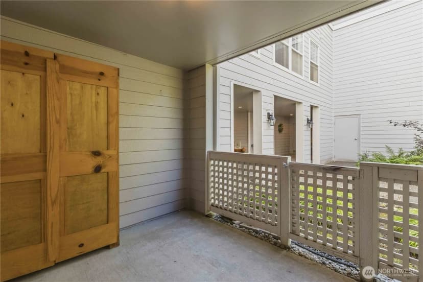 Property photo for 3941 226th Place Se #103, Issaquah photo 26