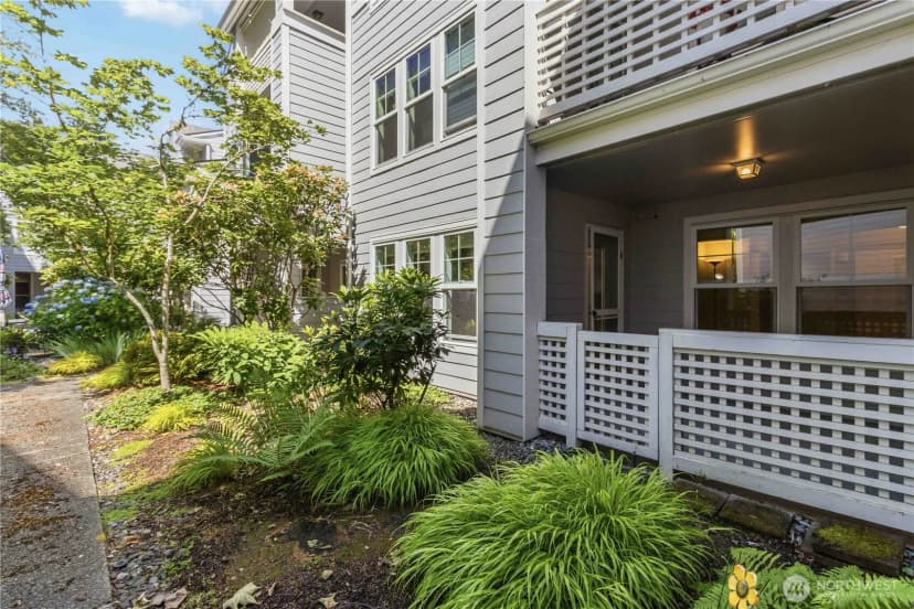 Property photo for 3941 226th Place Se #103, Issaquah photo 6
