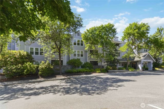 Property photo for 3941 226th Place Se #103, Issaquah
