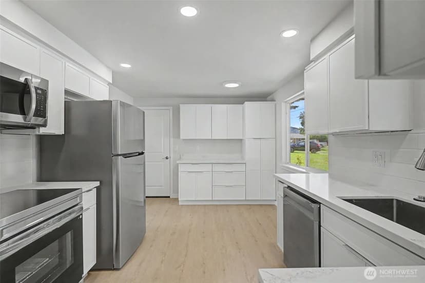 Property photo for 1011 Calkin Place, Sedro Woolley photo 6