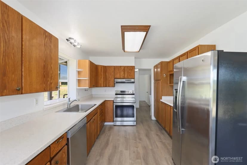 Property photo for 272 State Route 107, Montesano photo 8