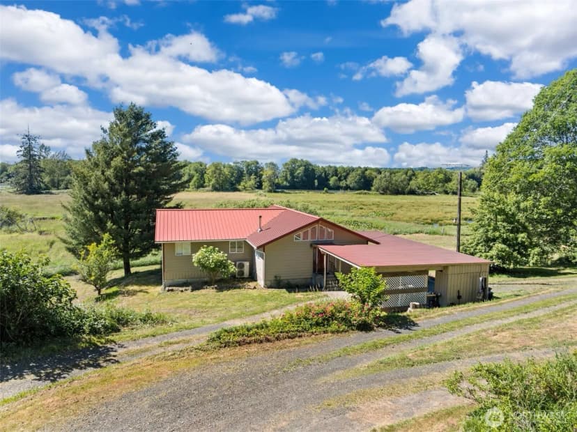 Property photo for 272 State Route 107, Montesano