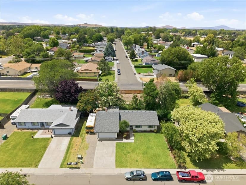 Property photo for 1516 S Olympia Place, Kennewick photo 33