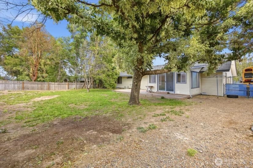 Property photo for 1516 S Olympia Place, Kennewick photo 30