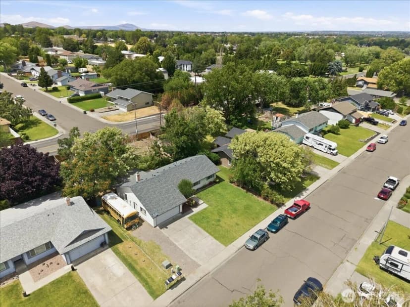 Property photo for 1516 S Olympia Place, Kennewick photo 34