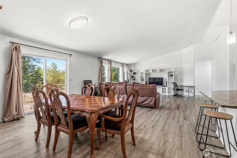 Property photo for 235 Flatt Road, Kelso photo 6
