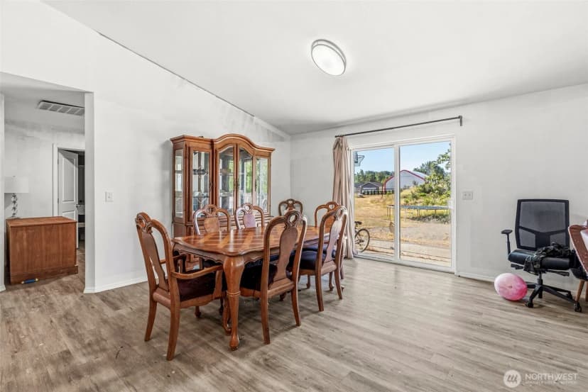 Property photo for 235 Flatt Road, Kelso photo 7