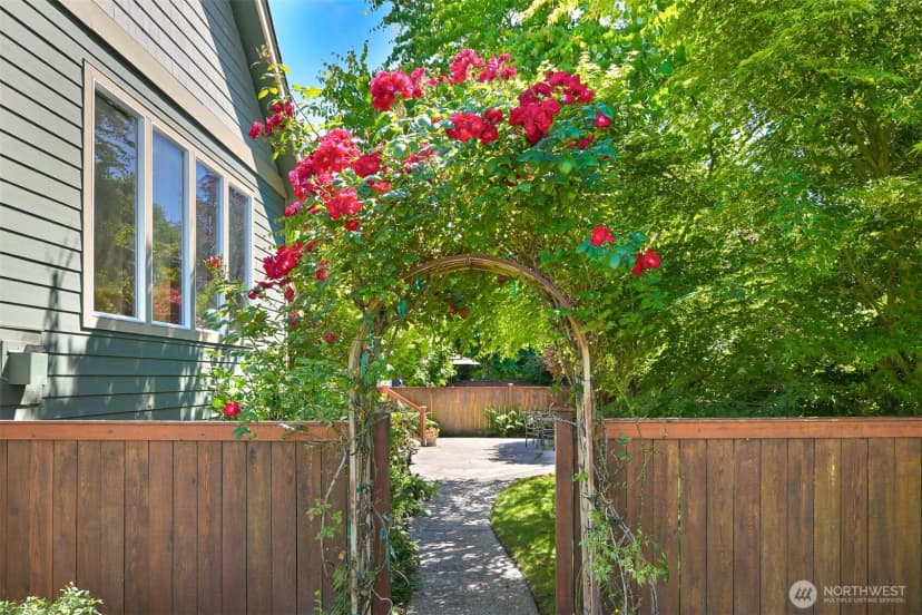 Property photo for 875 N Park Street, Lynden photo 25