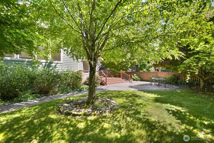 Property photo for 875 N Park Street, Lynden photo 28