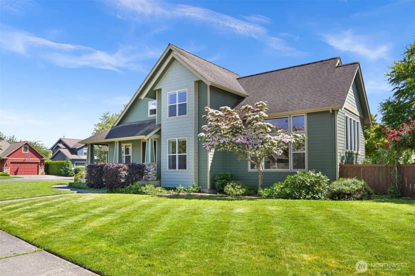 Property photo for 875 N Park Street, Lynden