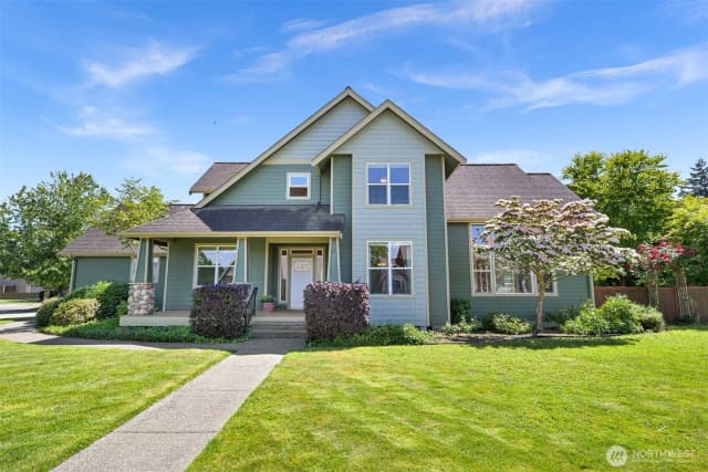 Property photo for 875 N Park Street, Lynden photo 3