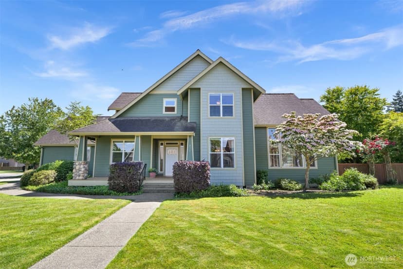 Property photo for 875 N Park Street, Lynden photo 3