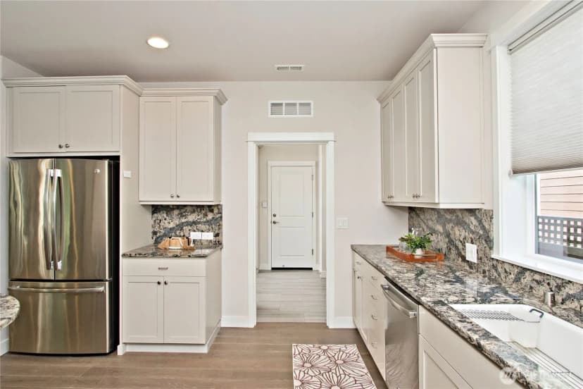 Property photo for 14509 188th Avenue E, Bonney Lake photo 8