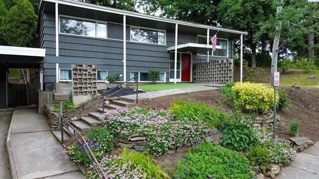 Property photo for 1000 Ne Duncan Lane, Pullman