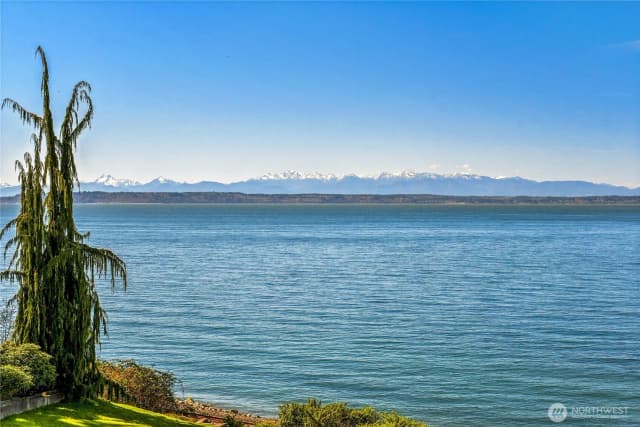 Property photo for 16404 75th Place W, Edmonds photo 3