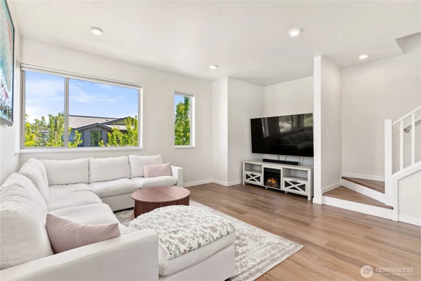 Property photo for 32675 Madrona Avenue Se, Black Diamond photo 10