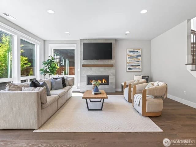 Property photo for 23973 Ne 25th Street, Sammamish photo 5
