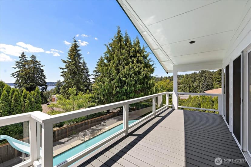 Property photo for 18226 62nd Avenue Ne, Kenmore photo 12